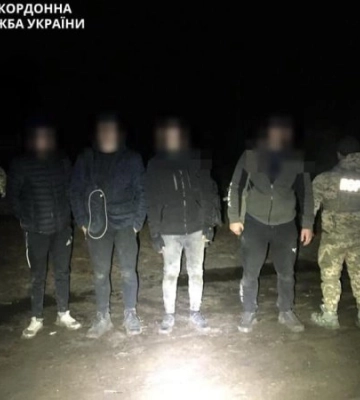 Прикордонники затримали на Одещині дві групи чоловіків при спробі нелегально перетнути кордон