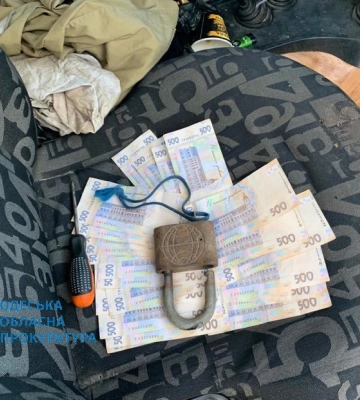 Інспектор Одеського рибпатруля на хабарях щомісячно &quot;заробляв&quot; до 360 тисяч гривень, - ФОТО