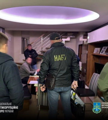 НАБУ викрило злочинну схему на Волинській митниці: 10 підозрюваних