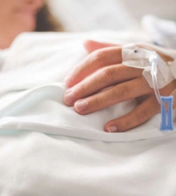 Гепатит А в Україні: чи загрожує спалах Дніпру і хто у групі ризику