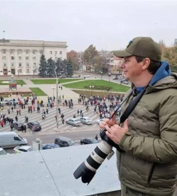 Рік після звільнення. Дмитро Комаров анонсував новий документальний фільм про Херсон