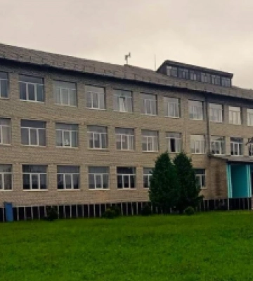 Скандальний директор школи в селі Верхня Яблунька програв апеляцію