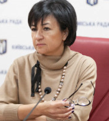 У Київраді “передумали” звільняти Валентину Гінзбург