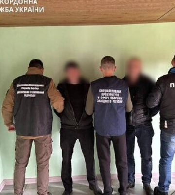 На Закарпатті викрили трьох організаторів переправлення через кордон осіб призовного віку