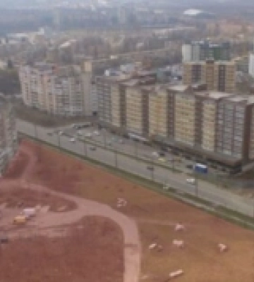 У Рівному підприємство зобов&#039;язали звільнити гектар землі від будмітеріалів