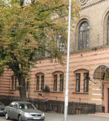 Апеляційний суд повернув з незаконної оренди приміщення університету Карпенка-Карого