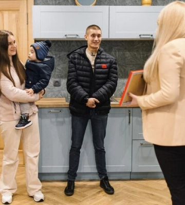 Рінат Ахметов купує квартири захисникам Маріуполя, які отримали інвалідність