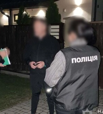 Главу села на Киевщине разоблачили на махинациях с закупкой формы для добровольцев