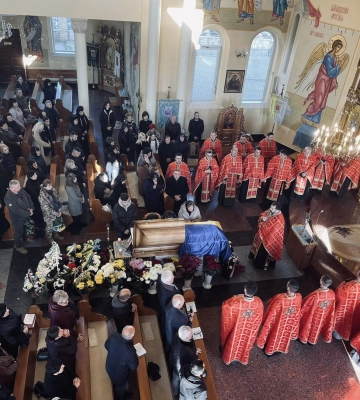 Виноградів прощався із загиблим Героєм