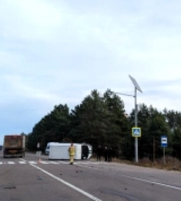 На трасі в напрямку Костополя зіштовхнулися чотири автомобілі