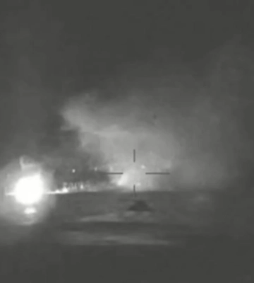 Там был экипаж и бронированная техника: разведка показала видео удар по катерам в Крыму
