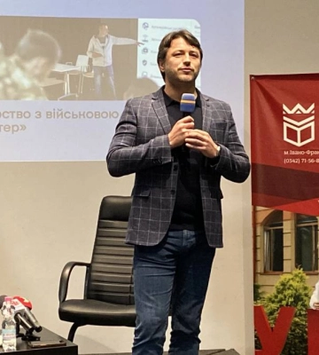 Притула у Франківську, що розповідав та чому відвідав місто?