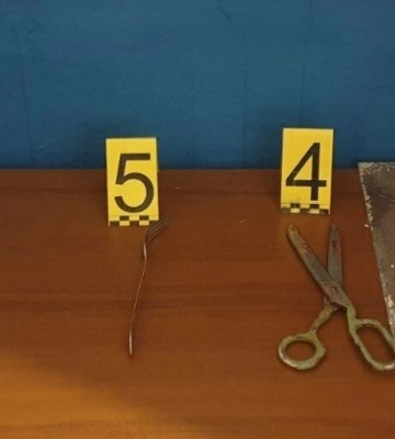 За замах на вбивство односельчанки та її малолітньої племінниці відправили на лаву підсудних жителя Одещини