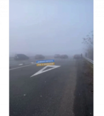 На Полтавщині через сильний туман сталася масштабна ДТП: зіткнулось близько 10 авто. Відео