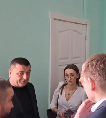 Депутату Подільської райради вручили підозру через погрози журналістці «Полтавської хвилі»