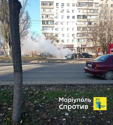 В окупованому Маріуполі пролунав вибух: схоже, підірвалося авто місцевого  «поліціянта»