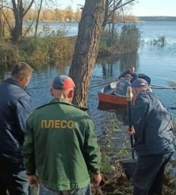 В озері Алмазне в Києві загинула риба