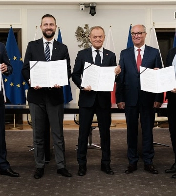 Лідери опозиційних партій Польщі підписали коаліційну угоду: чому це важливо