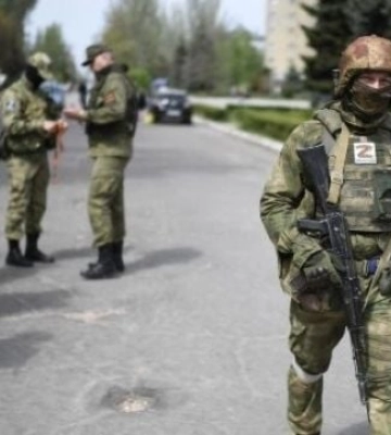 Российские вояки усилили проверки телефонов в оккупированном Мелитополе – что ищут