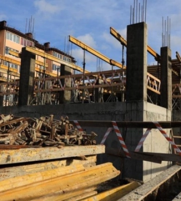 Спецкомісія перевірила відбудову чотирьох багатоповерхівок у Бучанському районі