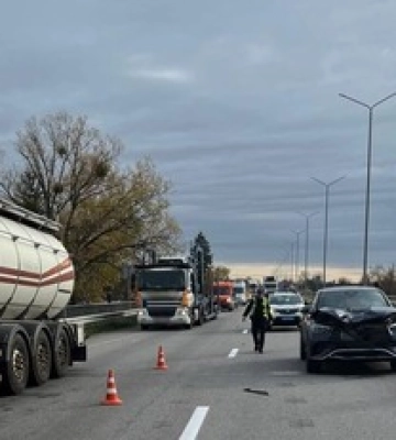 В Києві на Житомирській трасі нардеп на смерть забив дівчину: фото і всі подробиці