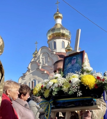 У Нововолинську провели в останню дорогу захисника Юрія Ковальчука