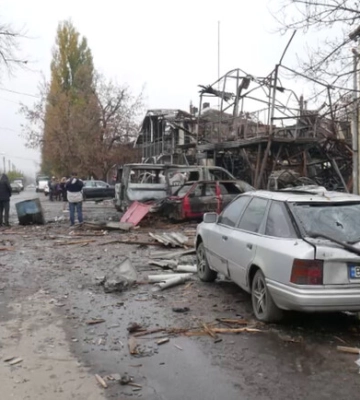 В результате ночного обстрела в Харькове разрушено здание транспортного колледжа