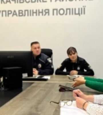 Злагоджені дії проти домашнього насильства: поліцейські Мукачева провели спільну робочу нараду