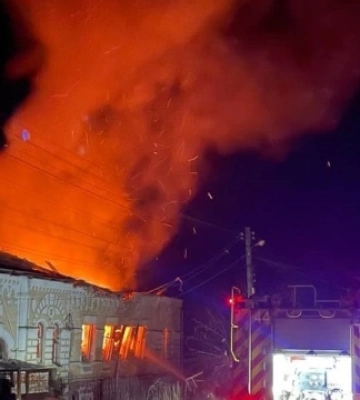 Пожежі в Куп&#039;янську, руйнування у Вовчанську: росіяни уночі атакували Харківщину «Шахедами»