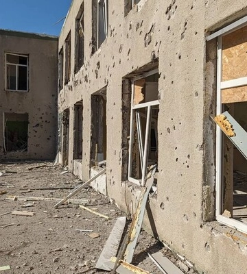 По Запорожской области враг нанес 130 ударов: в села Малая Токмачка пострадала семейная пара