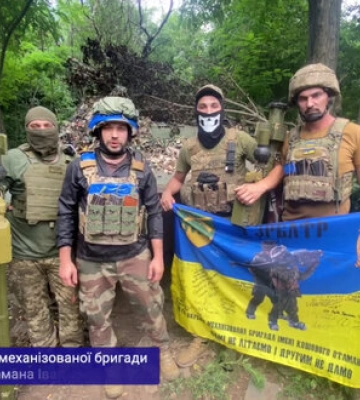 Зенитчикам 92 ОМБр, выполняющим боевые задания в Донецкой области, срочно нужен пикап. Объявлен сбор. ВИДЕО
