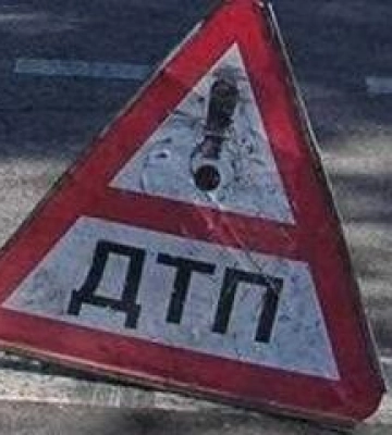 У Кобеляцькій громаді автомобіль збив 15-річного пішохода