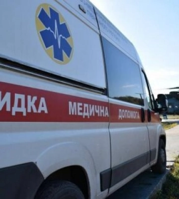 Обстрел Херсона: вражеский снаряд попал в многоэтажку, есть раненые