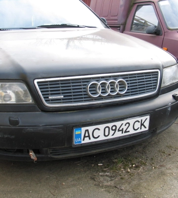 Волинський суд за 120 тисяч продає Audi A8