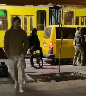 Во Львове обещают наказать работников ТЦК, применивших силу против прохожего