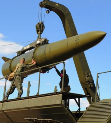 росіяни вночі вдарили по Україні авіаційними і балістичними ракетами