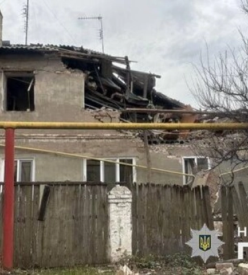 Доба на Донеччині: удари по 8 населених пунктах, три людини загинули. ФОТОрепортаж