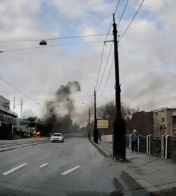 Видно черный дым и огонь: в Харькове прозвучал мощный взрыв, есть пострадавшие (фото, видео)
