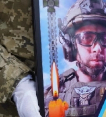 В Ужгороді попрощалися із захисником Максимом Науменком