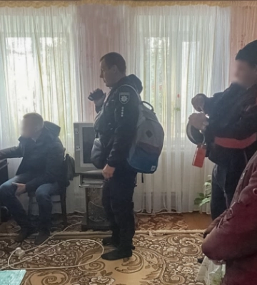 Мошенничество под видом предоставления финансовой помощи: в Киеве разоблачили злоумышленников, обманывавших переселенцев