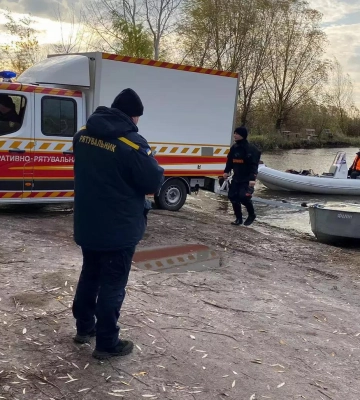 На Полтавщині тривають пошуки людей, які перекинулися на човні