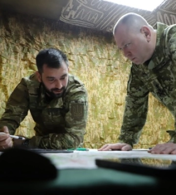 Голова ДПСУ відвідав позиції прикордонників на передовій