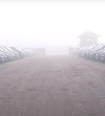 На Волині застрягли понад 100 авто для фронту:  волонтери звинуватили у затримці військових, відео
