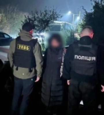 Жителька Берегова переправляла через кордон військовозобов&#039;язаних чоловіків