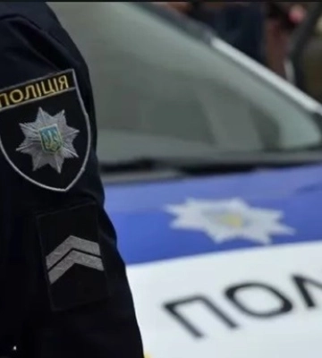 В Одесі невідомий стріляв у вікна квартири
