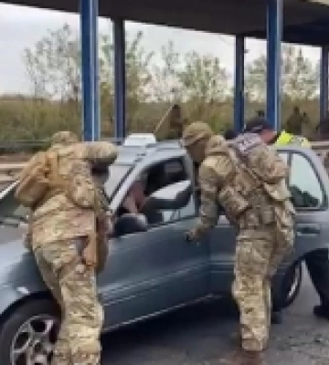 Послуга коштувала 5 тисяч доларів: Ізмаїльські прикордонники затримали одесита – організатора схеми втечі чоловіків до Молдови
