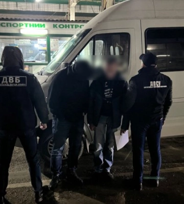 На Львівщині викрили зловмисників, які переправляли за кордон військовозобов&#039;язаних