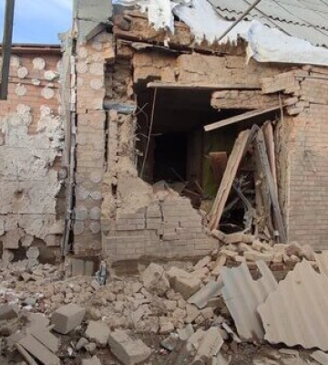 Унаслідок обстрілу окупантами Нікопольщини поранено чоловіка, пошкоджено комунальне підприємство та інфраструктурний об’єкт.&amp;hellip;