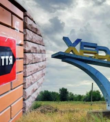 Масований обстріл Херсона: жінку з дідусем відмовилися пускати в одне з укриттів