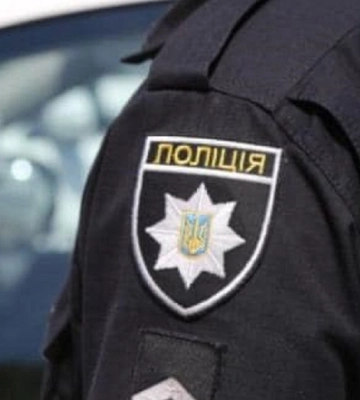 У Снігурівці двоє підлітків побили та пограбували чоловіка